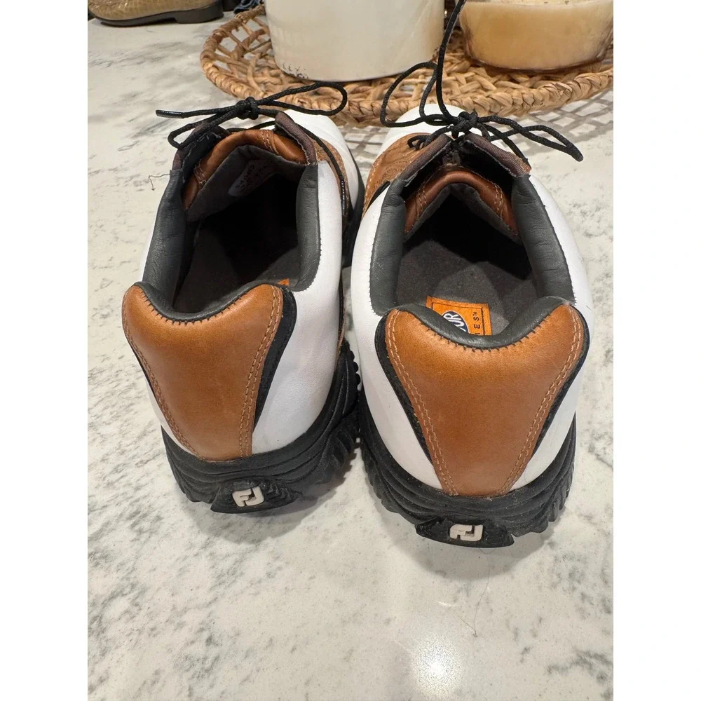 FootJoy Contour Series Mens 9 M Golf Shoes White Brown Leather Spiked 54002